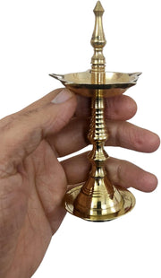 Crafts of India Brass Kerala Samai Standing Deepak for Puja - Traditional Oil Lamp Diya Indian Engraved Deep Diwali Deepawali Kutthu Vilakku Pooja Return Gift Item [5 inch, Set of 1]