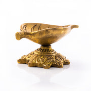 Traditional Brass Leaf Diya for Puja Essential Pooja Article for Aarti Arti Deepak Deepam for Home Temple Décor Accessory Gifts (Leaf Diya)
