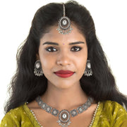 Quelay 3 Pcs Indian Jewelry Set for Women Indian Traditional Statement Choker Necklace Earrings Forehead Jewelry Gifts Rhinestone Maang Tikka Bridal Wedding Prom Set