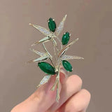 Luxury Lily Flower Brooches Women's Exquisite Crystal Bouquet Plant Corsage Pin Suit Jewelry Accessories
