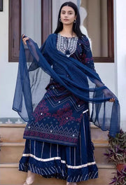 ભારતીય મહિલા શુદ્ધ સુતરાઉ ભરતકામવાળી સિક્વિન રાઉન્ડ નેક ડાર્ક બ્લુ ટુ-પીસ આઉટફિટ