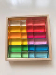 બાળકો માટે ખુલ્લા રમત માટે નવી ડિઝાઇન મોન્ટેસરી રમકડાં સી થ્રુ રેઈન્બો લ્યુસાઈટ સ્ટેકીંગ બ્લોક્સ એક્રેલિક હાઇટ્રાન્સપરન્ટ